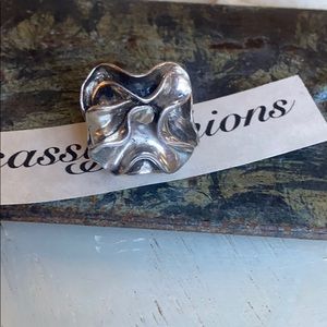 Silpada Flower Ring Solid Silver